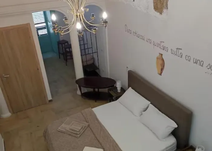 Quattru Cunti * باليرمو